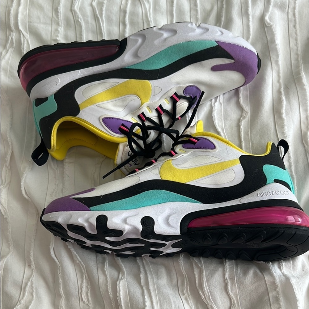 Nike Men’s Air Max 270 React